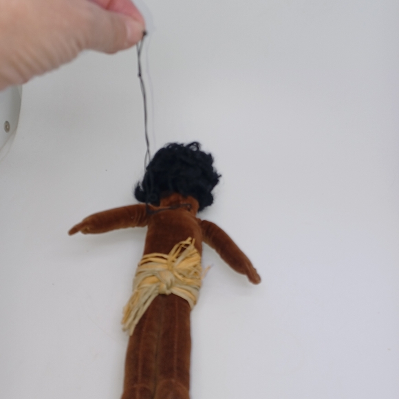 Vintage Nora Wellings Islander doll Circa 1926 Velveteen hand-painted face - Picture 3 of 13